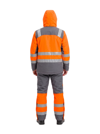 Conjunto Orbital Peregrin hombre naranja, vista trasera con capucha puesta