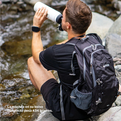 Mochila plegable 25L desplegada