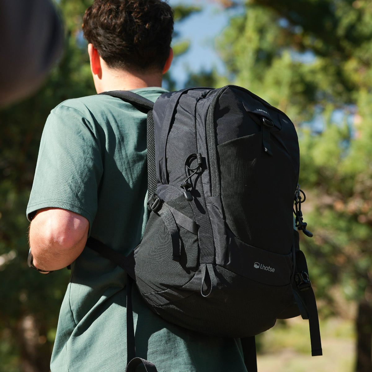 Mochila outdoor DayPack Latok 25L de nylon ripstop, marca Lhotse